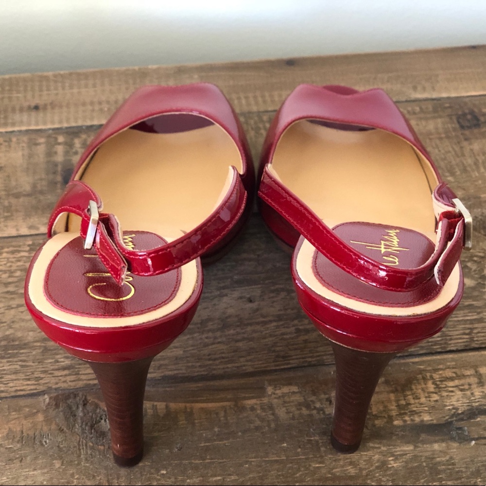 Red patent leather NikeAir peep toe heels - Picture 4 of 5